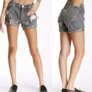 One Teaspoon Chargers Grey Distressed Cuffed size 28 relaxed fit denim shorts